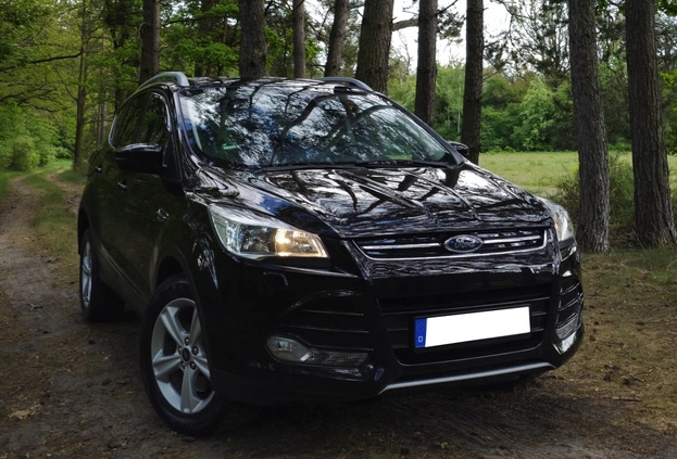 Ford Kuga cena 46800 przebieg: 196000, rok produkcji 2014 z Ustroń małe 137